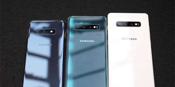 RECENZE: Samsung Galaxy S10e — kompaktní topmodel bez experimentů