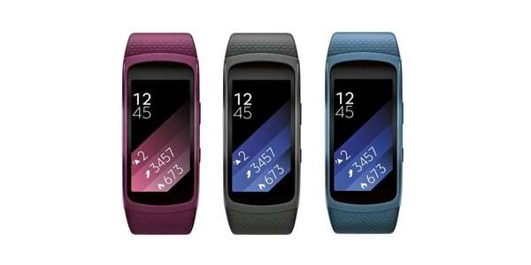 Přinášíme kompletní specifikace náramku Samsung Gear Fit 2